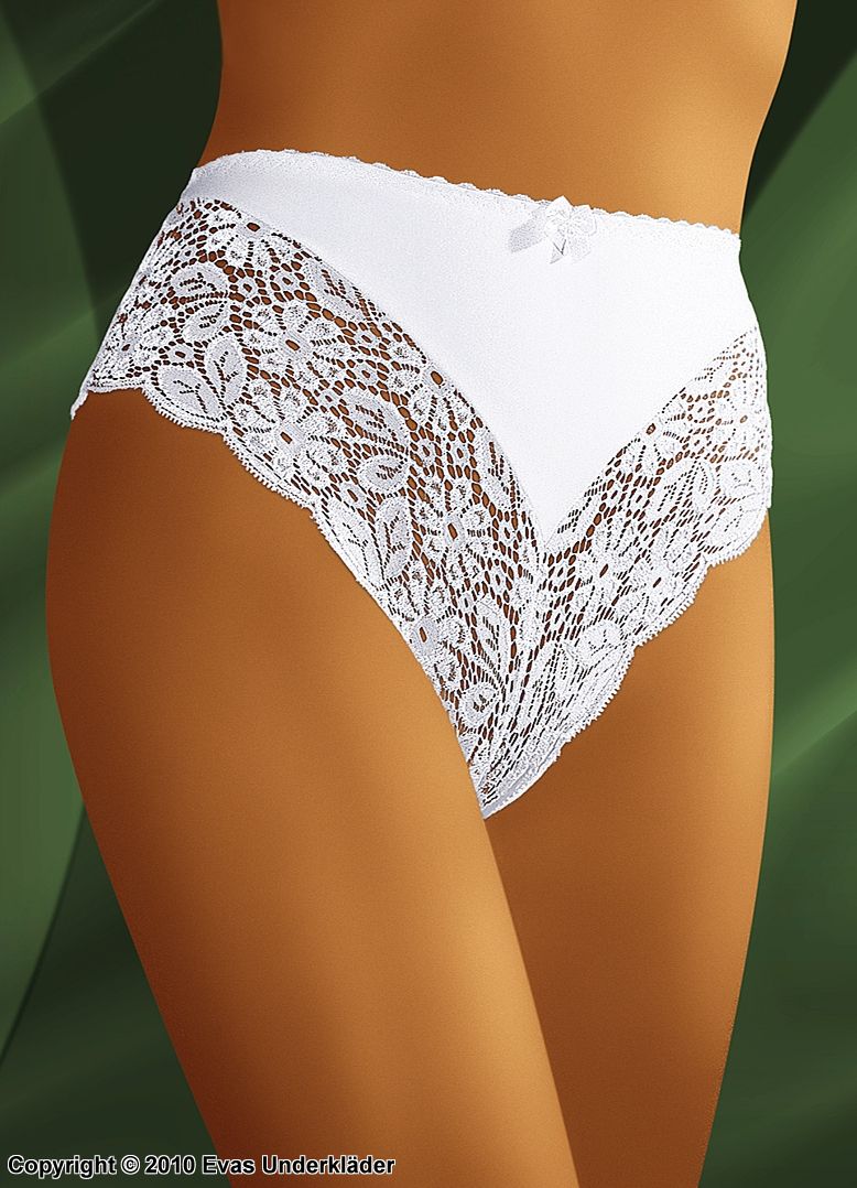 Panty with lace design